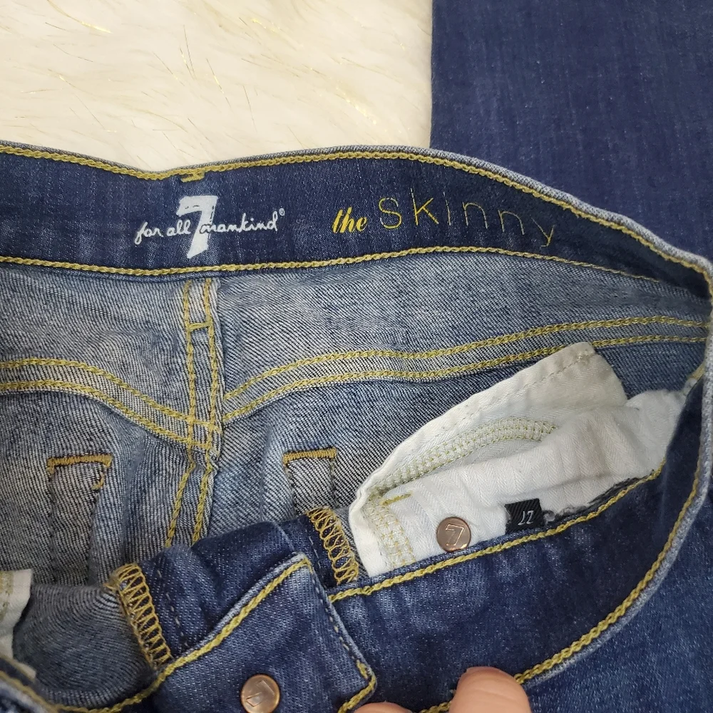 7 For all Mankind The Skinny Jean medium wash